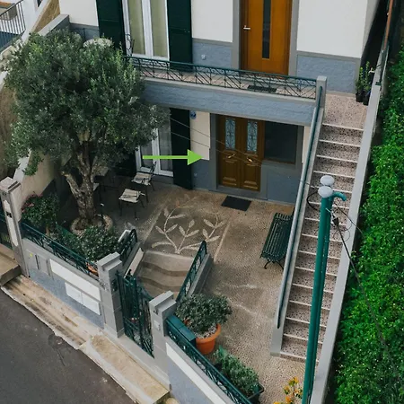 Pico Apartment's Camara de Lobos