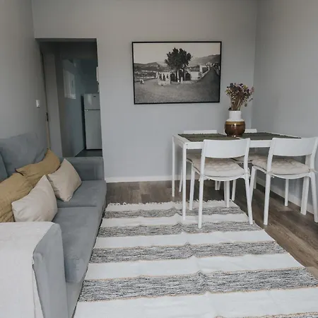 Pico Apartment's Apartment