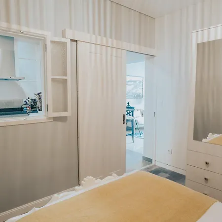 Pico Apartment's Camara de Lobos