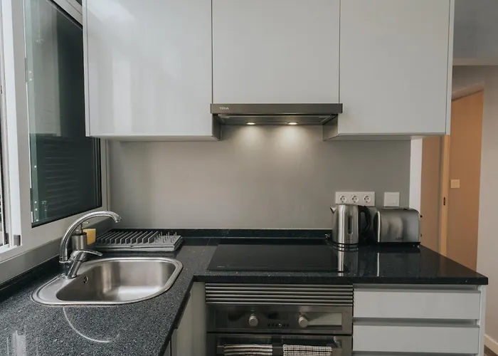 Pico Apartment's *